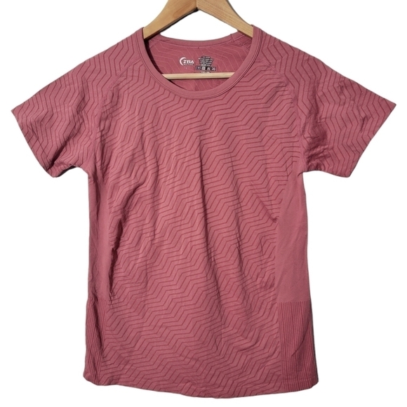 Zyia Dusty Rose Zig Zag Short Sleeve Athletic Shirt - Picture 1 of 9